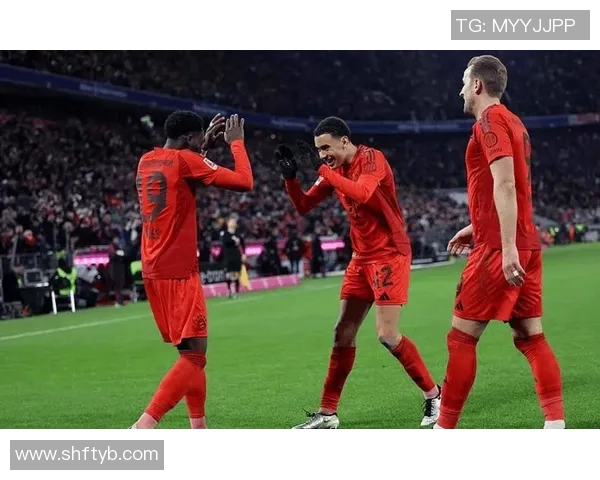 霍芬海姆与红牛的激烈对决揭示德甲新赛季的竞争格局与战术博弈